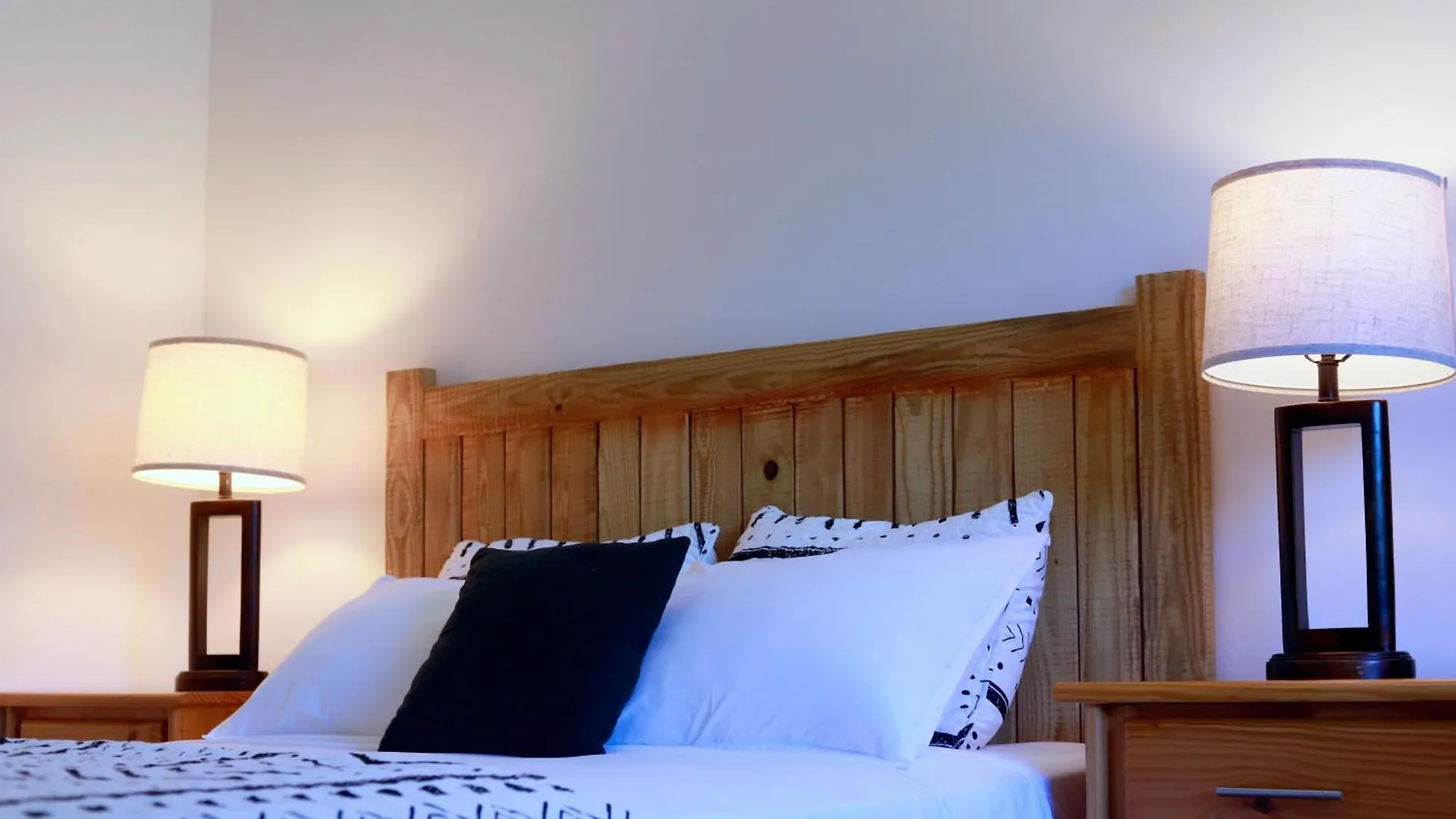 Mountain Retreat - Comfortable King Bed And Views! 0*, Buena Vista